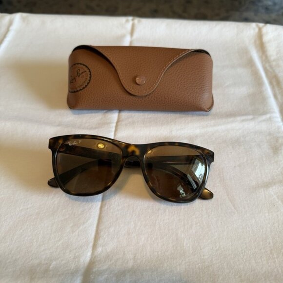 Ray-Ban Wayfarer Limited Edition Polarized Sunglasses